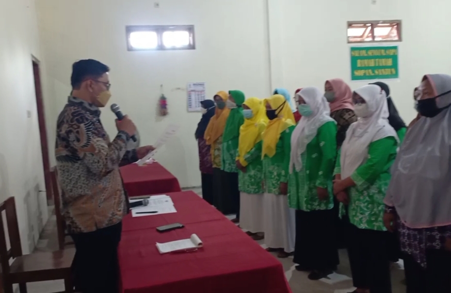 Pengukuhan Tim Penggerak PKK Karangwuluh Tahun 2021-2027